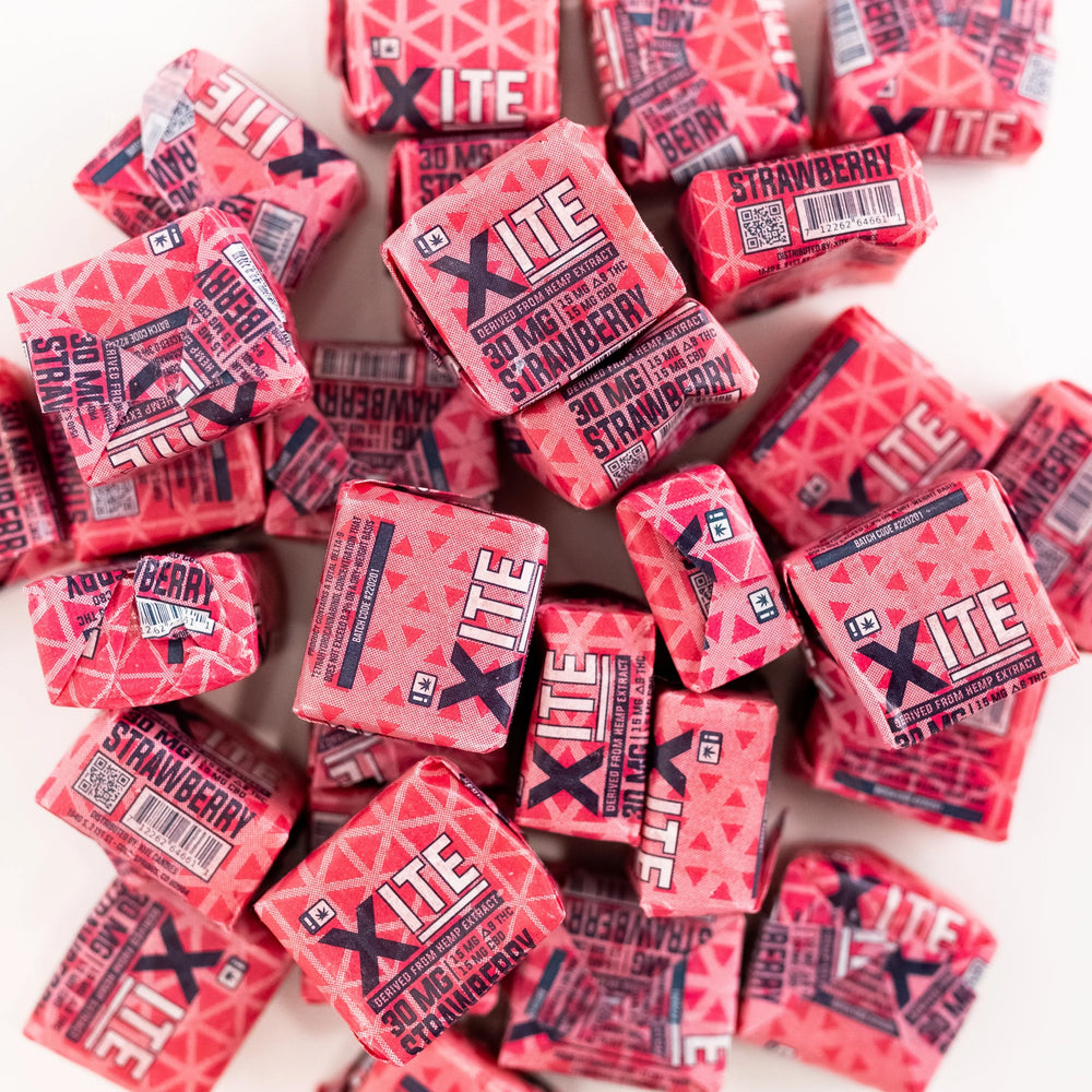Xite - Strawberry Chews 15mg THC/15mg CBD - 1pc