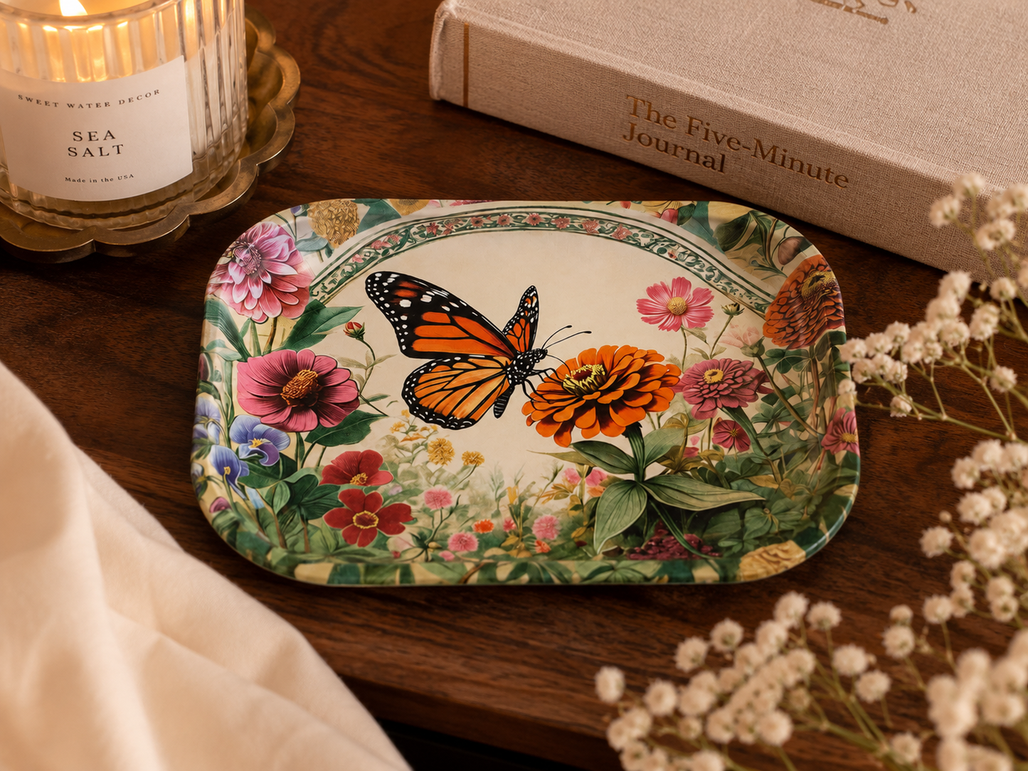 
                  
                    World Buyers - Monarch Zinnia Garden Metal Tray - MT125
                  
                